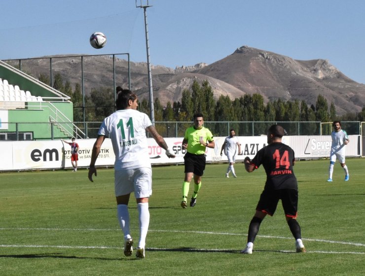 TFF 2. Lig: Sivas Belediyespor: 2 - Turgutluspor: 1