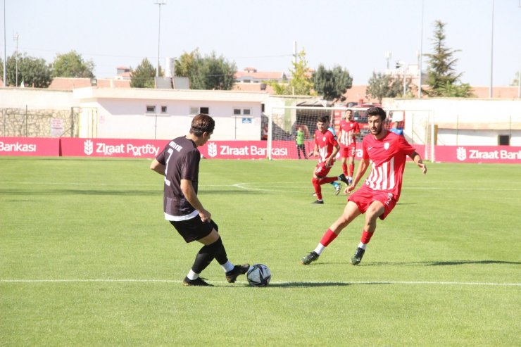 Ziraat Türkiye Kupası: Karaman Belediyespor: 2 Kahta 02 Spor: 5