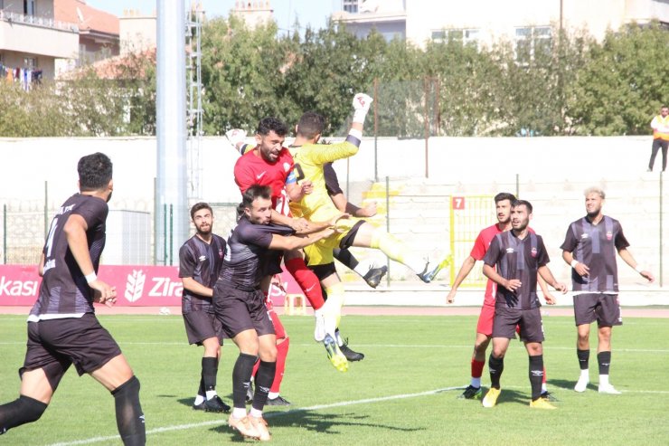 Ziraat Türkiye Kupası: Karaman Belediyespor: 2 Kahta 02 Spor: 5