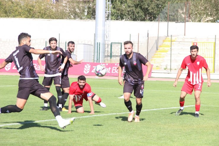 Ziraat Türkiye Kupası: Karaman Belediyespor: 2 Kahta 02 Spor: 5