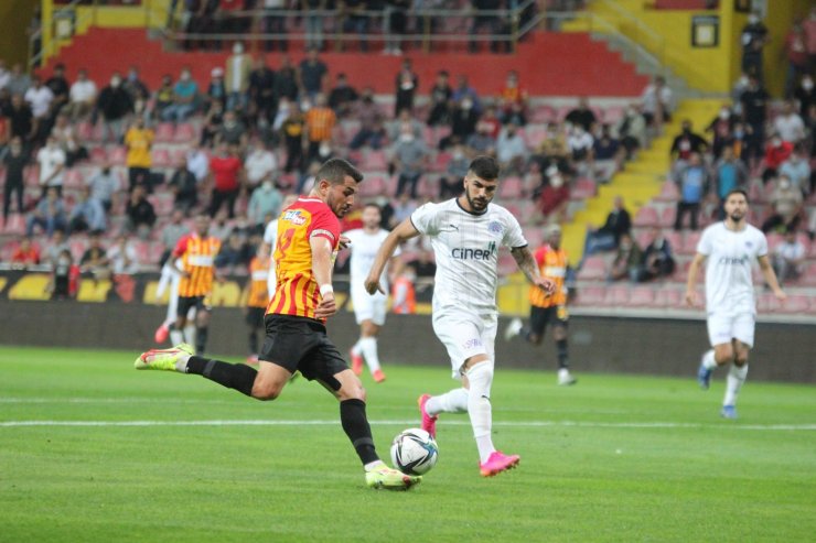 Süper Lig: Kayserispor: 1 - Kasımpaşa: 0 (İlk yarı)