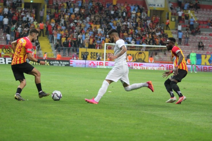 Süper Lig: Kayserispor: 1 - Kasımpaşa: 0 (İlk yarı)