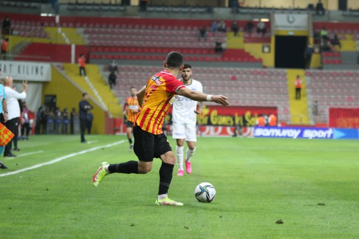 Süper Lig: Kayserispor: 1 - Kasımpaşa: 0 (İlk yarı)