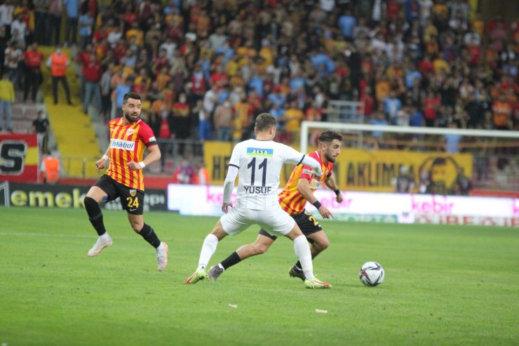 Süper Lig: Kayserispor: 1 - Kasımpaşa: 0 (İlk yarı)