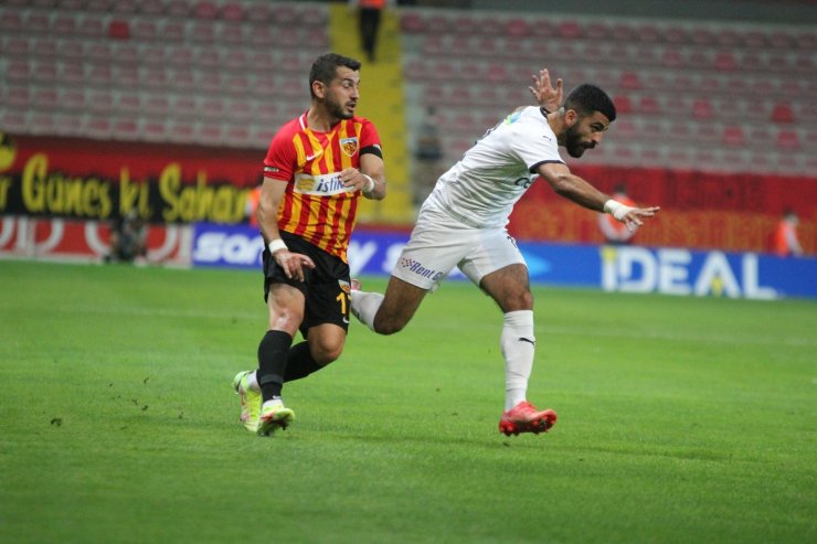 Süper Lig: Kayserispor: 1 - Kasımpaşa: 0 (İlk yarı)