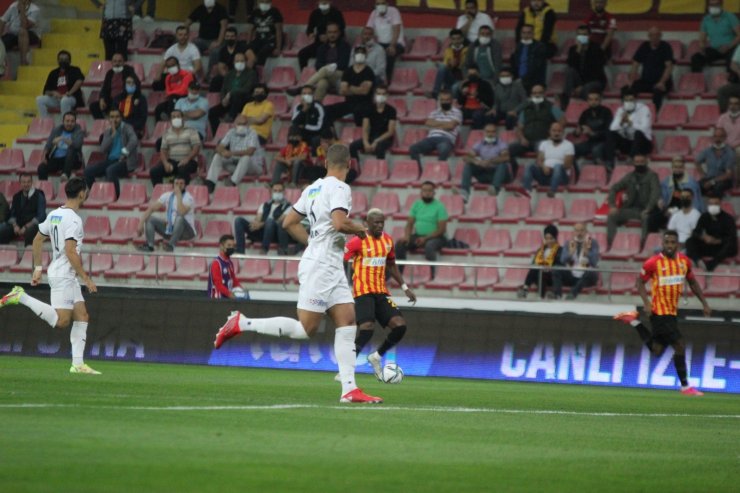 Süper Lig: Kayserispor: 0 - Kasımpaşa: 0 (Maç devam ediyor)