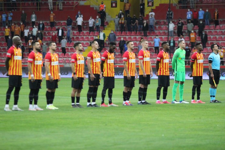 Süper Lig: Kayserispor: 0 - Kasımpaşa: 0 (Maç devam ediyor)