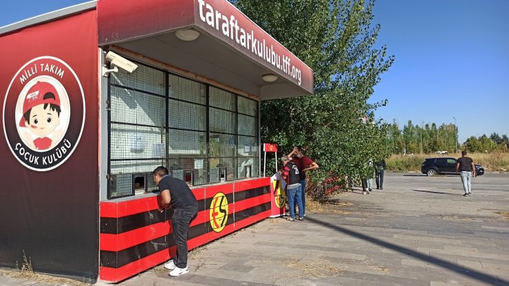 Eskişehirspor taraftarından maça yoğun ilgi