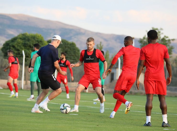 Sivasspor, Gaziantep maçı hazırlıklarına başladı