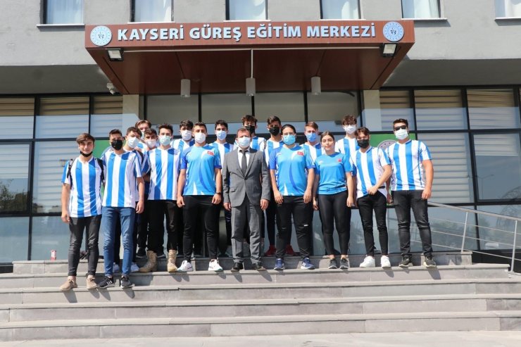 Rota Spor Kulübü Sutopu takımından Kabakcı’ya ziyaret