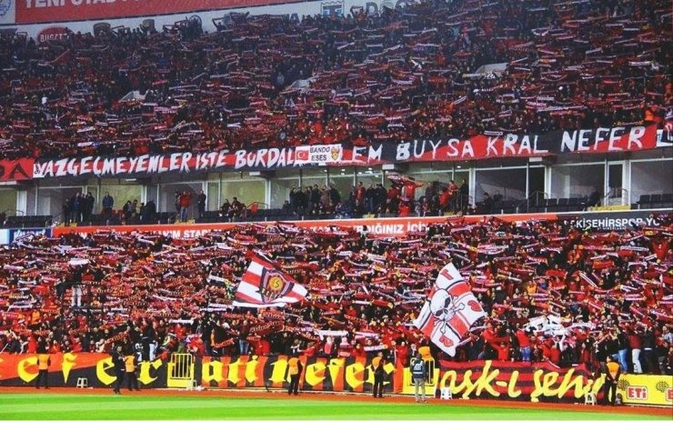 Şanlıurfaspor cephesinden Eskişehirspor tribünlerine övgü