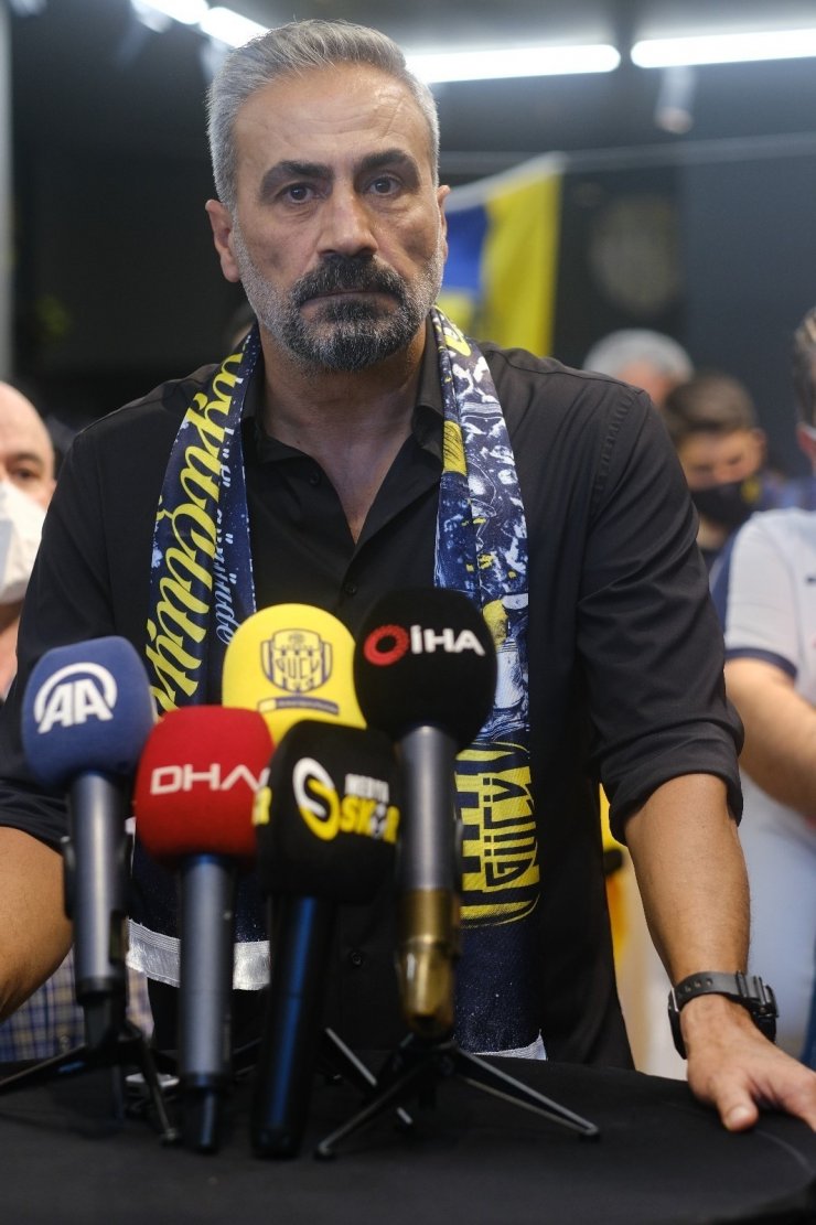 MKE Ankaragücü Store VEGA Subayevleri AVM’de açıldı