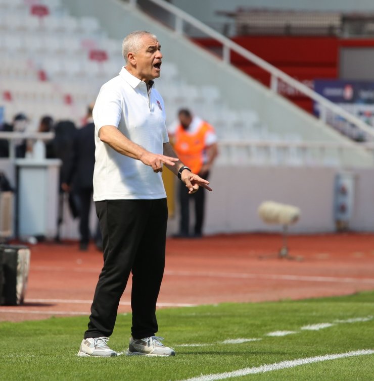 Süper Lig: DG Sivasspor: 1 - Gaziantep FK: 0 (İlk yarı)