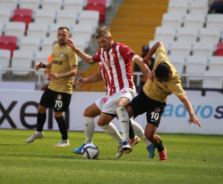 Süper Lig: DG Sivasspor: 1 - Gaziantep FK: 1 (Maç sonucu)