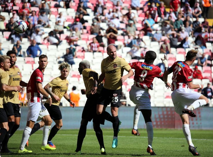 Süper Lig: DG Sivasspor: 1 - Gaziantep FK: 1 (Maç sonucu)