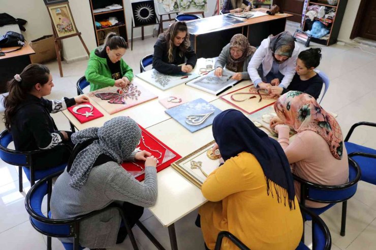 Osmanlı sanatı ‘filografi’ Yozgatlı kadınların ellerinde yeniden hayat buluyor