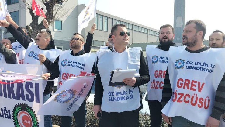 Öz İplik İş Sendikası Bursa’daki işçiler için eylem yaptı