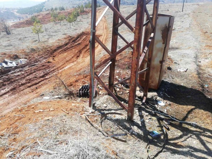 Konya’da trafo çalan hırsızlar mahalleyi susuz bıraktı