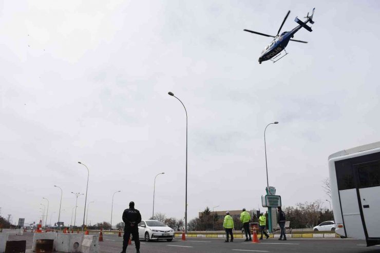 Aksaray’da helikopter destekli trafik denetimi