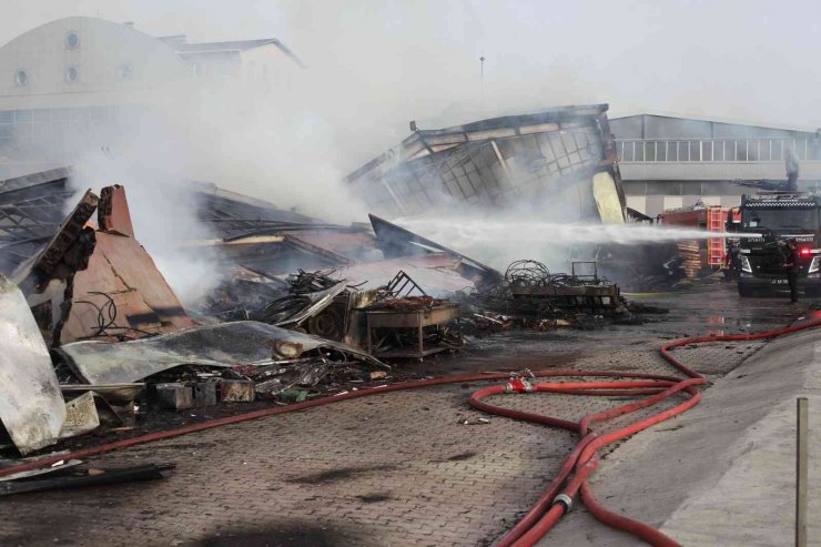 Konya’da korkutan fabrika yangını