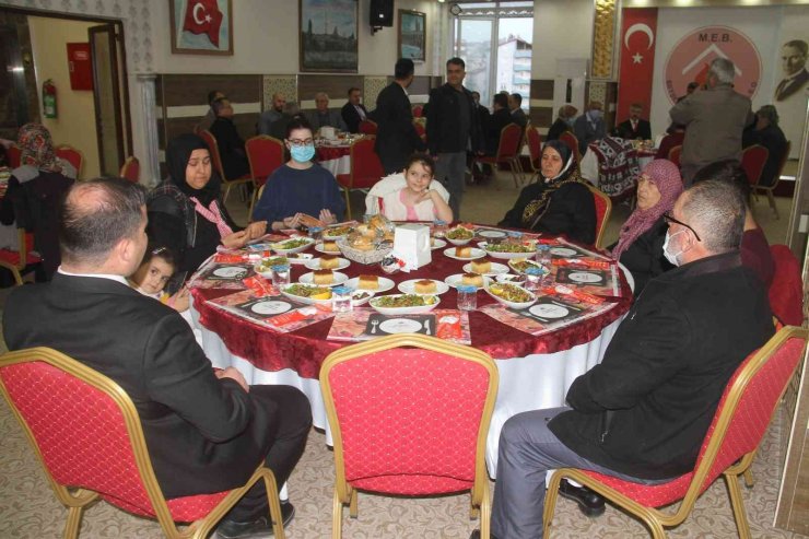 Beyşehir’de şehit yakınları ve gaziler onuruna iftar