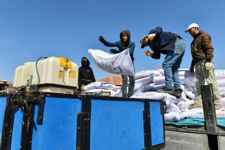 Başkentli çiftçilere nohut tohumu desteğine başlandı