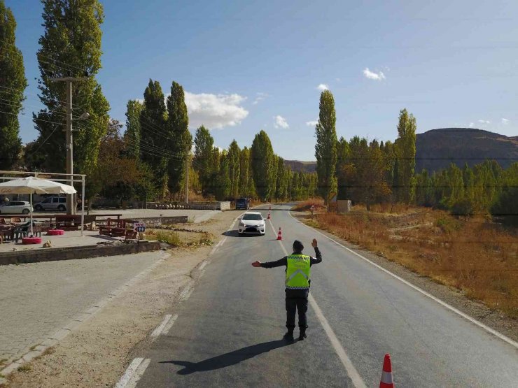 Aksaray Jandarma, denetim ve eğitimlerle kazaları yüzde 13 azalttı