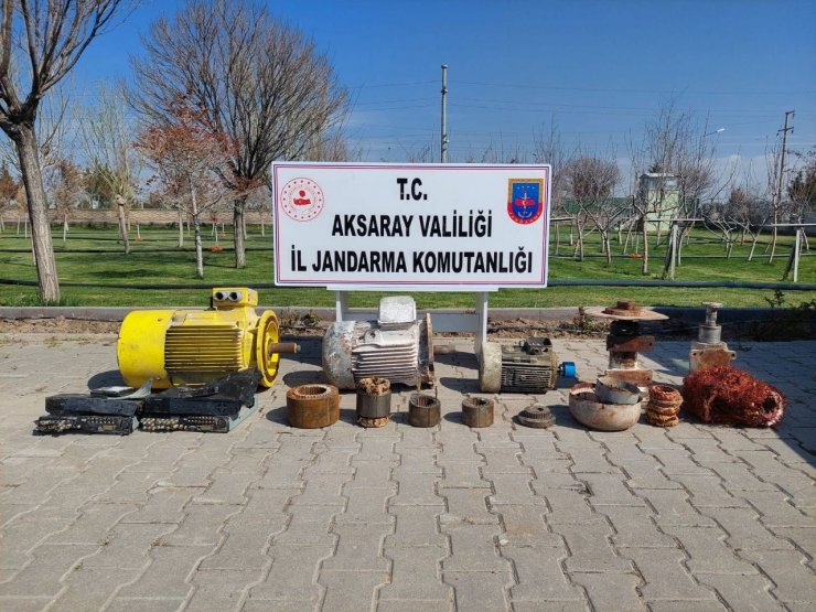 JASAT, 400 bin liralık malzeme çalan hırsızları 4 saatte malzemelerle yakaladı