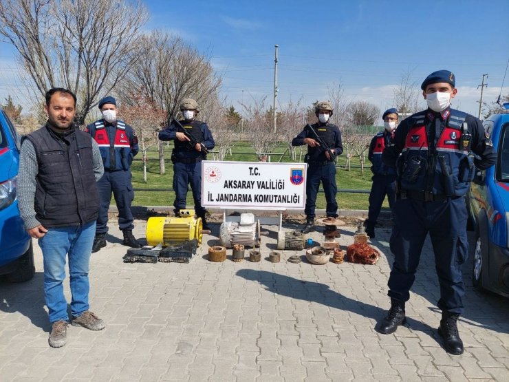 JASAT, 400 bin liralık malzeme çalan hırsızları 4 saatte malzemelerle yakaladı