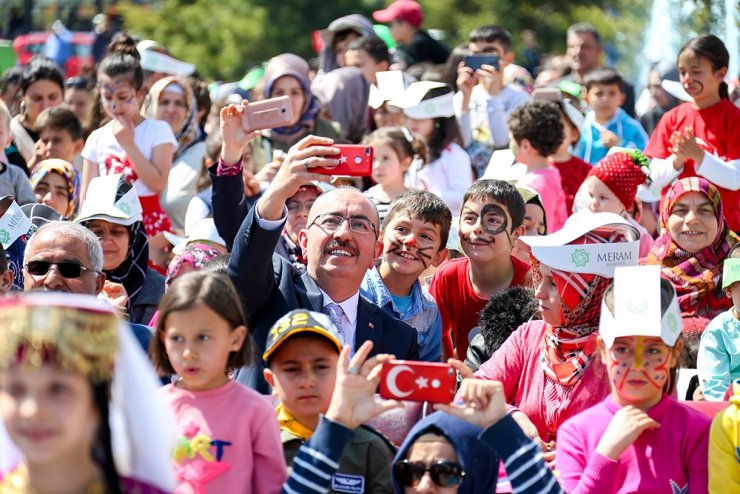 Meram’da 23 Nisan’da 80 Binde Devri Alem Parkı ücretsiz hizmet verecek