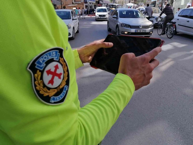 Aksaray’da bayram trafiği yoğunluğu denetim altında