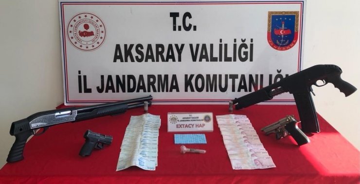 Sigara paketleri içinden uyuşturucu hap çıktı