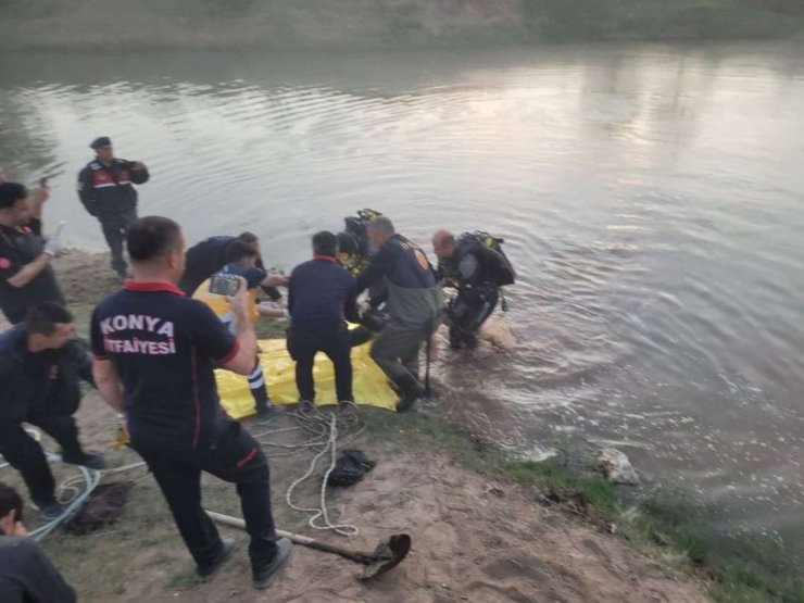 Serinlemek için sulama kanalına giren genç boğuldu