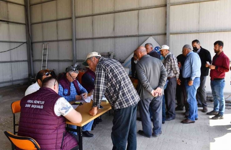 Çiftçilere sıvı gübre desteği devam ediyor