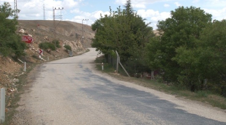 Husumetli olduğu genç tarafından bıçaklanan kişi hastanede öldü