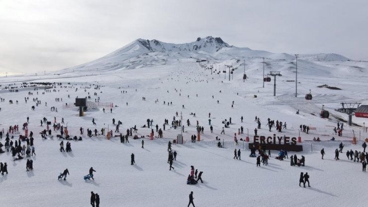 Erciyes’te bereketli sezon: 2 milyon ziyaretçi