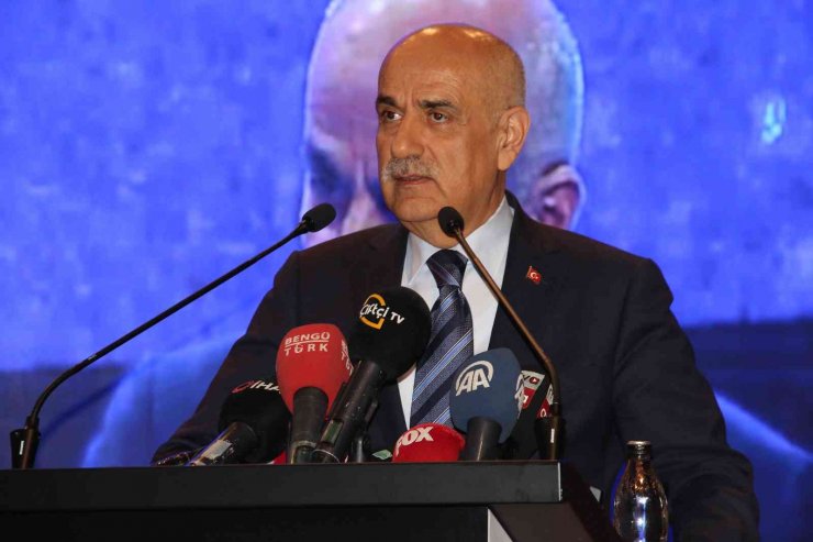 Bakan Kirişci: “TURCOVAC aşısının kaşifinin bir veteriner hekim olduğunu kaç kişi biliyor”