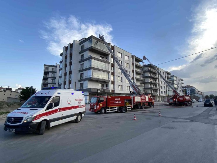 Konya’da çatı yangını korkuttu