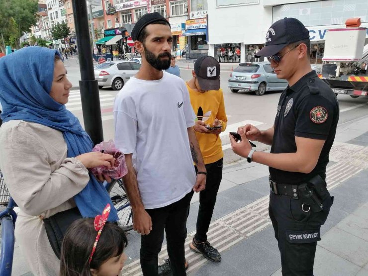 Aksaray’da Çevik Kuvvet’ten huzur ve güven denetimi