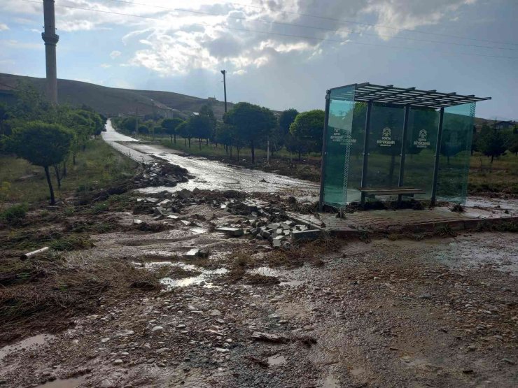 Konya’da yağış etkili oldu, çalışmalar devam ediyor