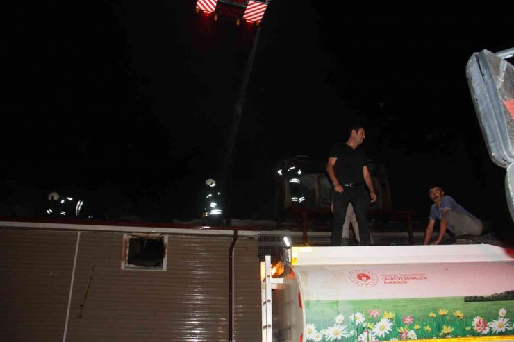 Konya’da balık fabrikası alev alev yandı