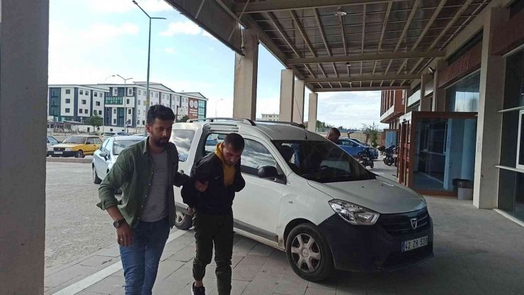 Çaldıkları motosikletlerle Konya’ya gidemeden yakalandılar