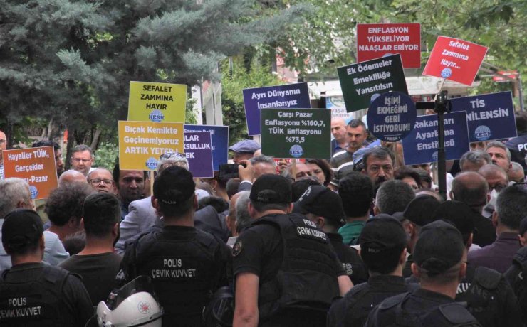 TÜİK’e enflasyon oranı protestosu