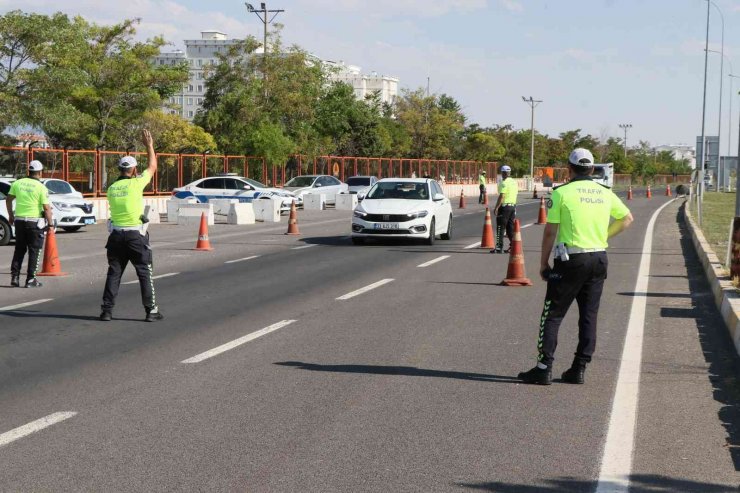 Aksaray’da karayollarında bayram denetimleri sürüyor