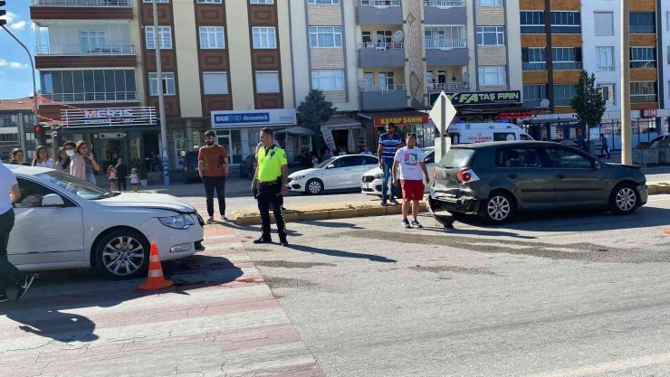 Konya’da zincirleme trafik kazası: 3 yaralı