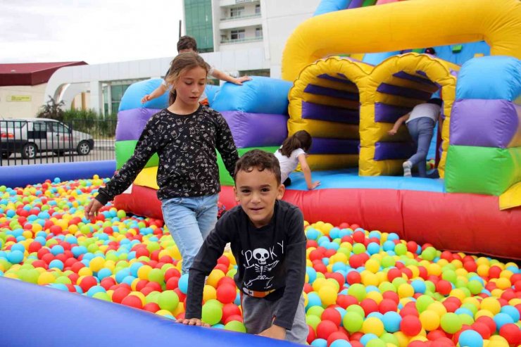 Yaz tatili coşkusu devam ediyor