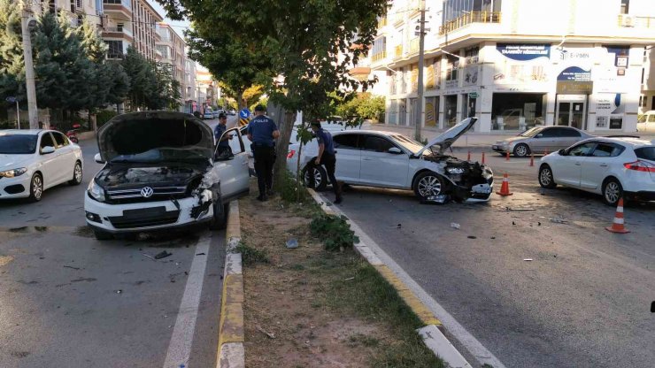 Ehliyetsiz sürücü kazaya neden oldu: 1 yaralı