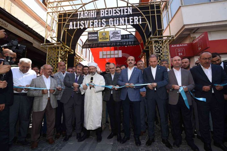 Konya’da “Tarihi Bedesten Alışveriş Günleri” başladı