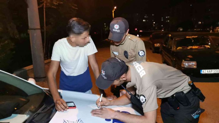 “Bunların kaşıntıları var” deyip devletin polisini dövdürmek için adam çağırdı