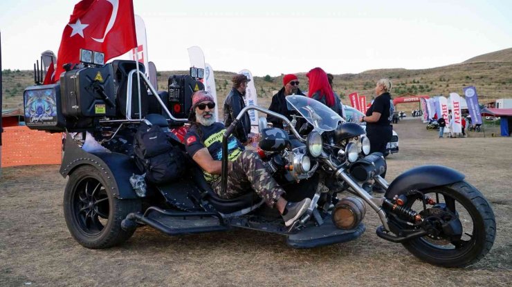 Gökyüzüne en yakın festival Erciyes Motofest başladı